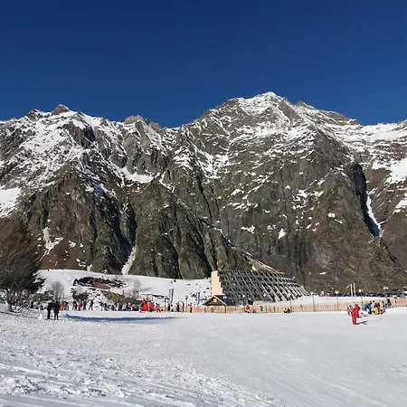 Azureva Piau Engaly Апарт-отель