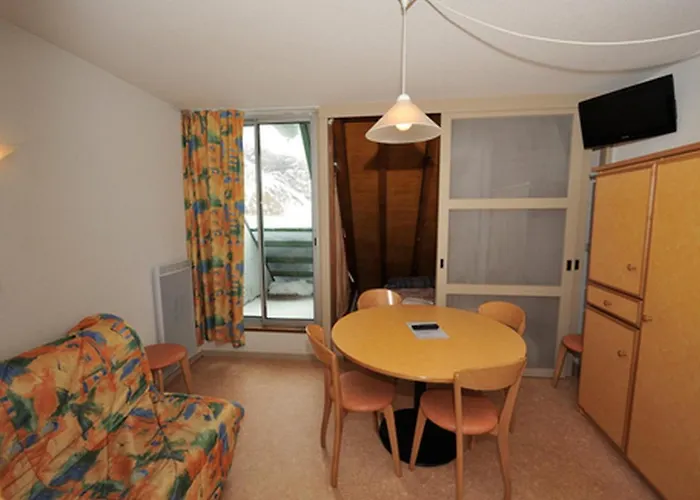 アパートホテル Azureva Piau Engaly 3*