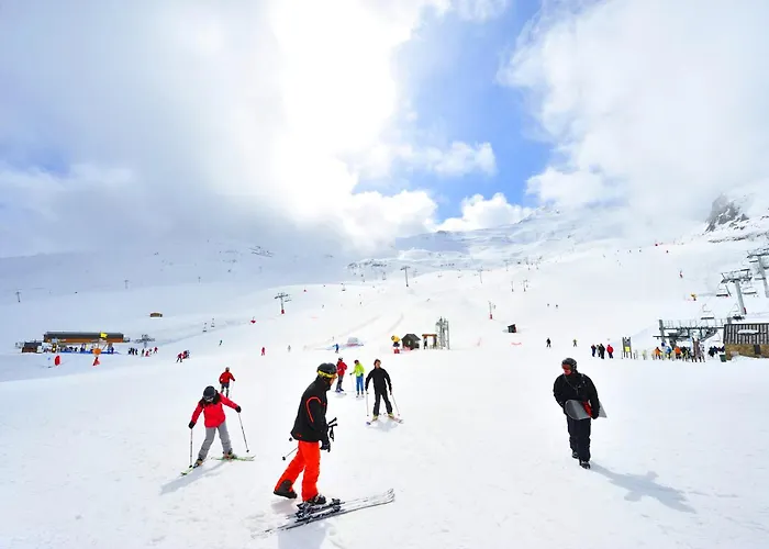 Azureva Piau Engaly 3*