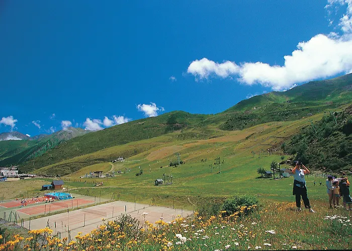 アパートホテル Azureva Piau Engaly