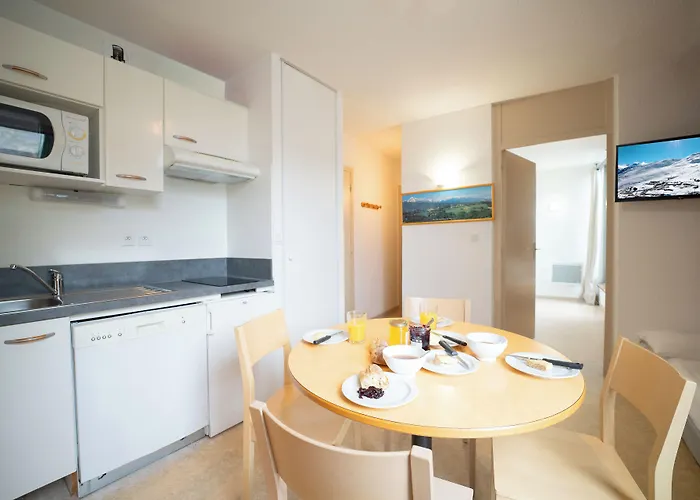 Azureva Piau Engaly アラヌエ