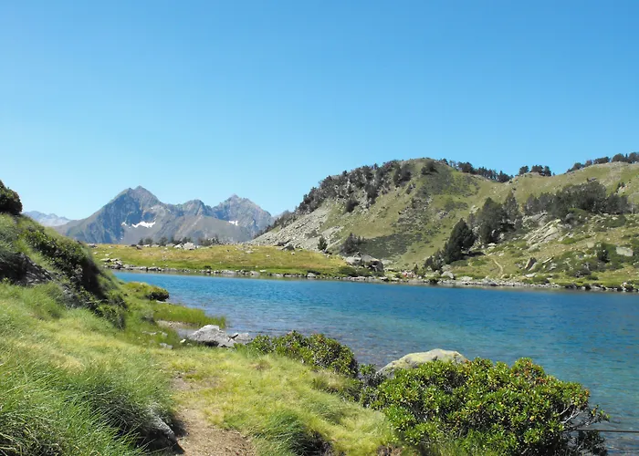 Azureva Piau Engaly アパートホテル アラヌエ