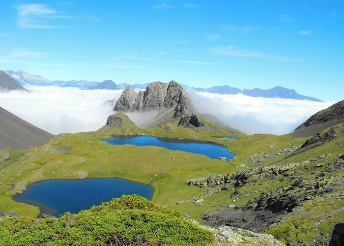 Azureva Piau Engaly アパートホテル アラヌエ