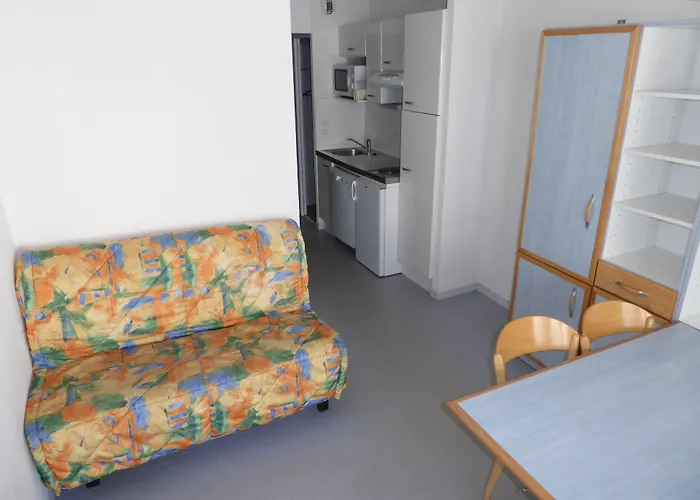 アパートホテル Azureva Piau Engaly アラヌエ